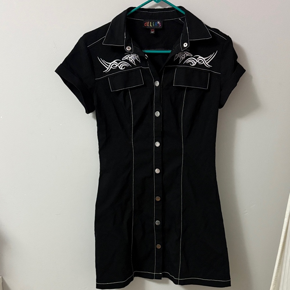 dELiA*s Black Cap Sleeve Button Down Shirt